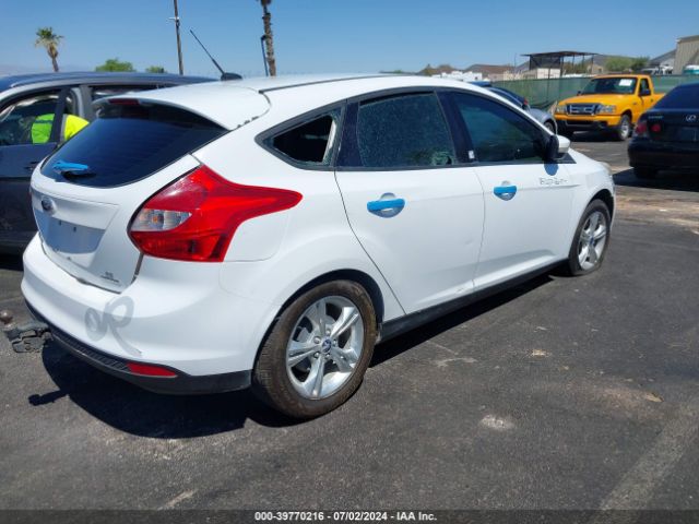 1FADP3K21EL254860 Ford FOCUS SE