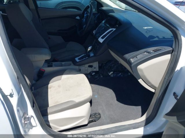 1FADP3K21EL254860 Ford FOCUS SE