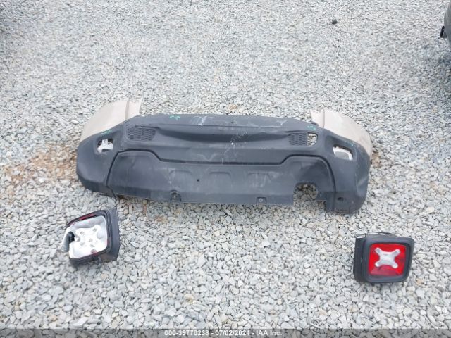 ZACCJABT9FPC21543 Jeep Renegade Latitude