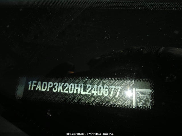 Ford FOCUS SE 2017 1FADP3K20HL240677 Image 9