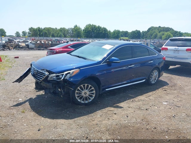 Hyundai Sonata Limited 2015 5NPE34AF4FH151586 Image 2