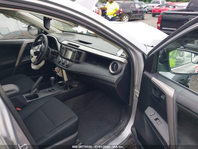 Toyota RAV4 LE 2017 2T3ZFREV1HW386935 Image 5