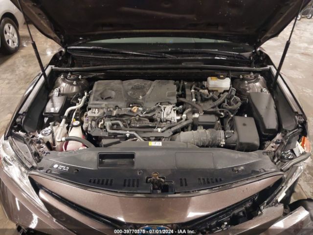 4T1B21HK8JU002258 Toyota Camry Hybrid Xle