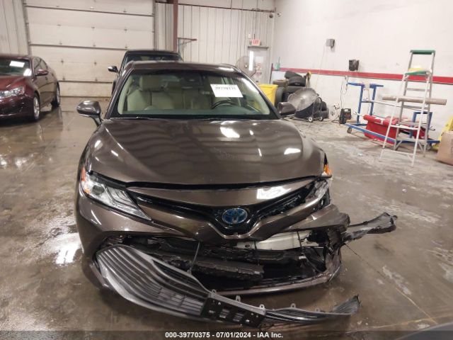 4T1B21HK8JU002258 Toyota Camry Hybrid Xle