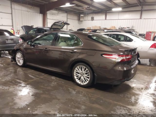4T1B21HK8JU002258 Toyota Camry Hybrid Xle