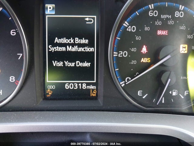 Toyota Rav4 Xle 2018 JTMWFREV8JJ207457 Image 15