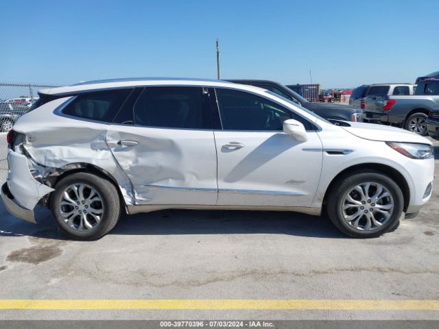 5GAERDKW1JJ240899 Buick Enclave Avenir