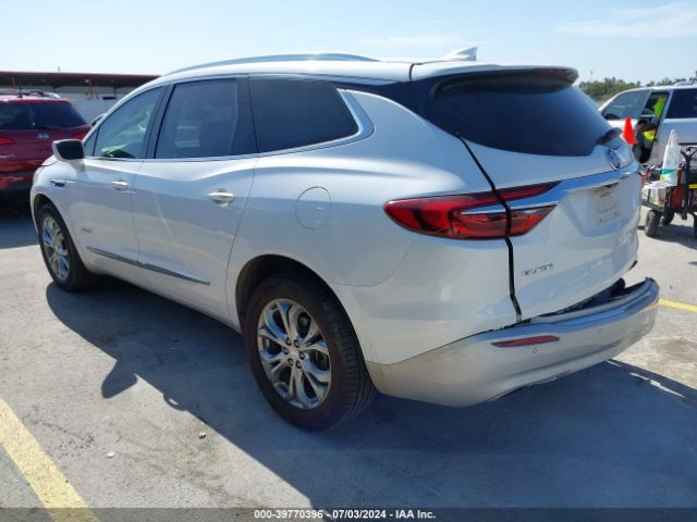 5GAERDKW1JJ240899 Buick Enclave Avenir