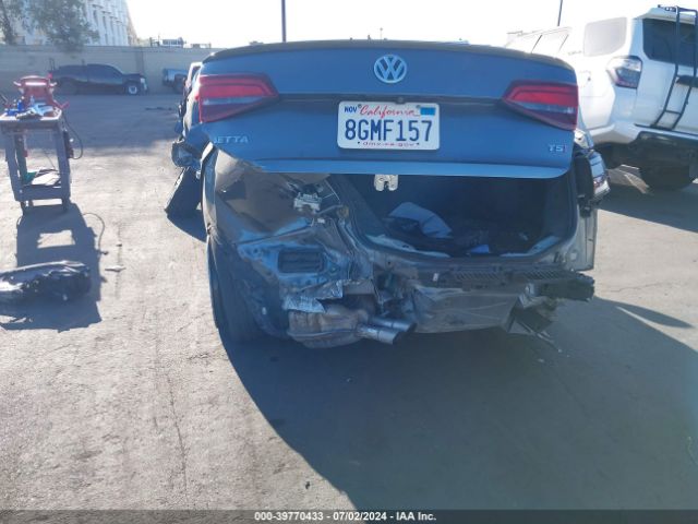 3VWD17AJ5GM410036 Volkswagen Jetta 1.8t Sport