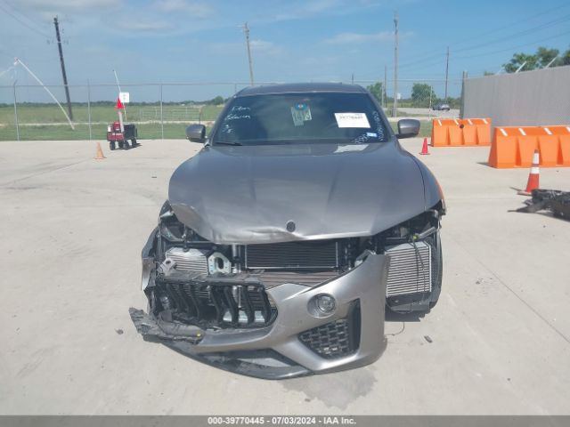 ZN661YUM6NX383880 Maserati Levante Modena