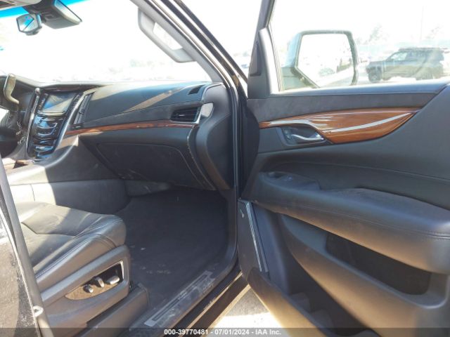 1GYS3SKJ6FR526598 Cadillac Escalade Esv Luxury