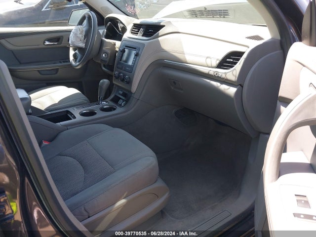 Chevrolet Traverse Ls 2016 1GNKRFKD6GJ235239 Image 5