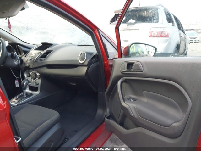 Ford FIESTA SE 2018 3FADP4EJ4JM120247 Image 5