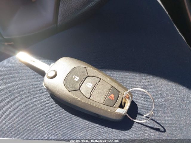 KL7CJKSB0LB329839 Chevrolet Trax Fwd Ls