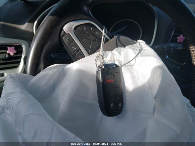 3C4NJCBB1LT252978 Jeep Compass Latitude Fwd