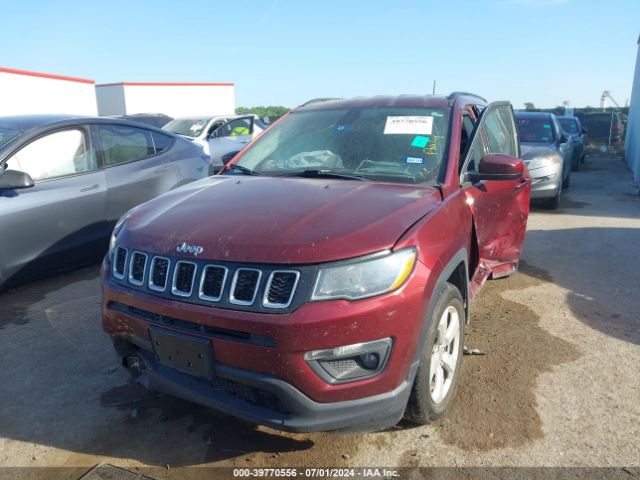 3C4NJCBB1LT252978 Jeep Compass Latitude Fwd