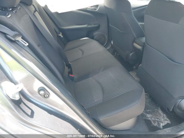 JTDKBRFU4J3072689 Toyota Prius Two