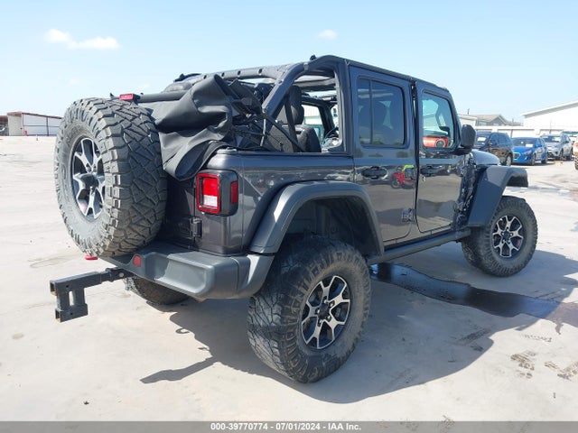 1C4HJXFG2JW125898 Jeep Wrangler Unlimited Rubicon 4x4