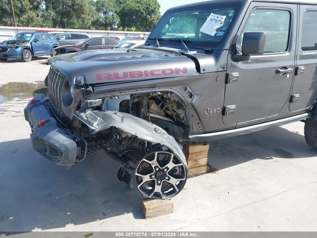 1C4HJXFG2JW125898 Jeep Wrangler Unlimited Rubicon 4x4