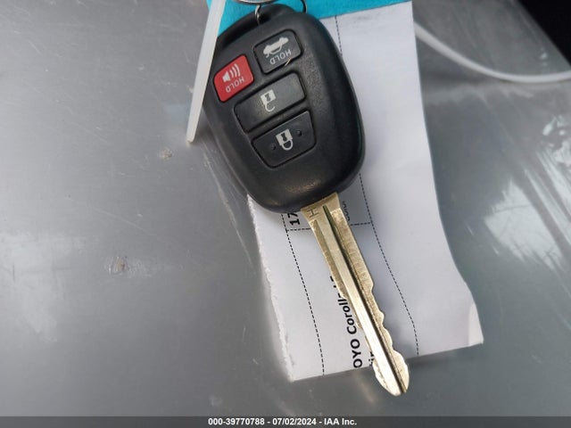 Toyota COROLLA LE 2015 5YFBURHE6FP202938 Image 11