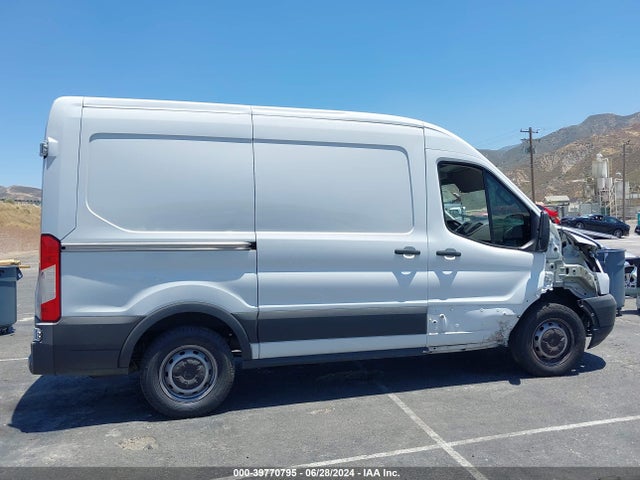 Ford Transit-150 2016 1FTYE1CM0GKB53923 Image 13