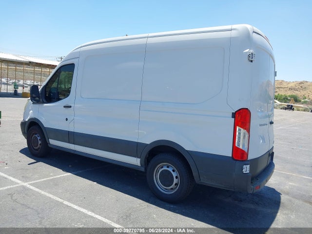 Ford Transit-150 2016 1FTYE1CM0GKB53923 Image 3