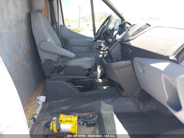 Ford Transit-150 2016 1FTYE1CM0GKB53923 Image 5