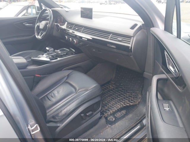 WA1LAAF78HD028339 Audi Q7 3.0t Premium