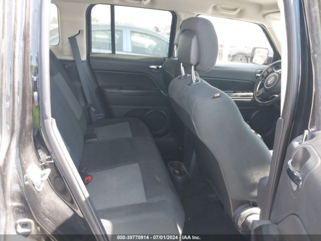 1C4NJRFB8GD580942 Jeep Patriot Latitude