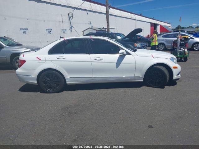 WDDGF8AB1EA948488 Mercedes-Benz C 300 Luxury 4matic/sport 4matic