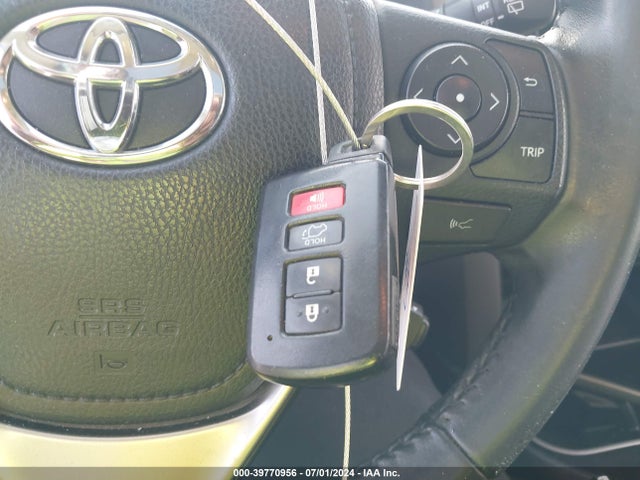 Toyota Rav4 Limited 2018 2T3YFREV3JW446683 Image 11