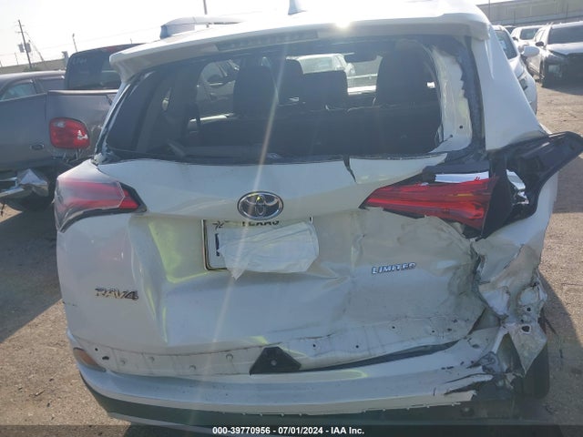 Toyota Rav4 Limited 2018 2T3YFREV3JW446683 Image 17