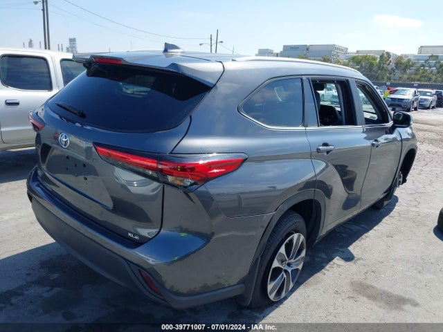 Toyota Highlander Xle 2023 5TDKDRAH7PS006181 Image 4