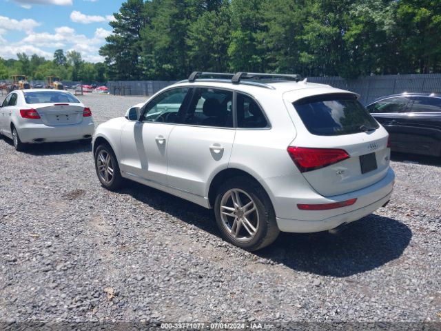 WA1LFAFP1EA037205 Audi Q5 2.0t Premium