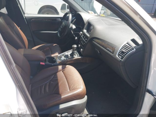 WA1LFAFP1EA037205 Audi Q5 2.0t Premium