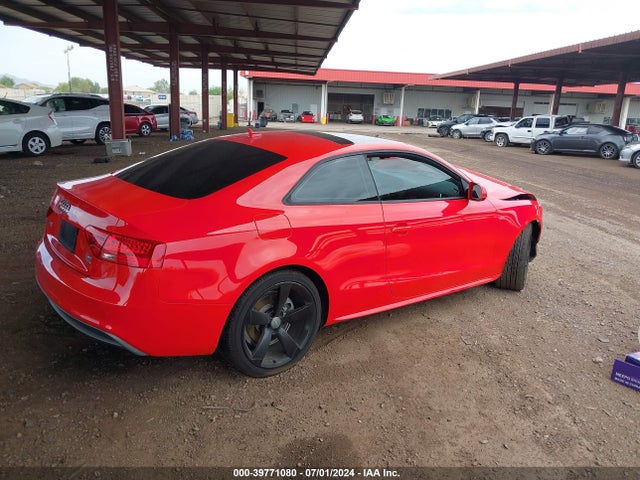 WAUM2AFR8GA024765 Audi A5 2.0t Premium
