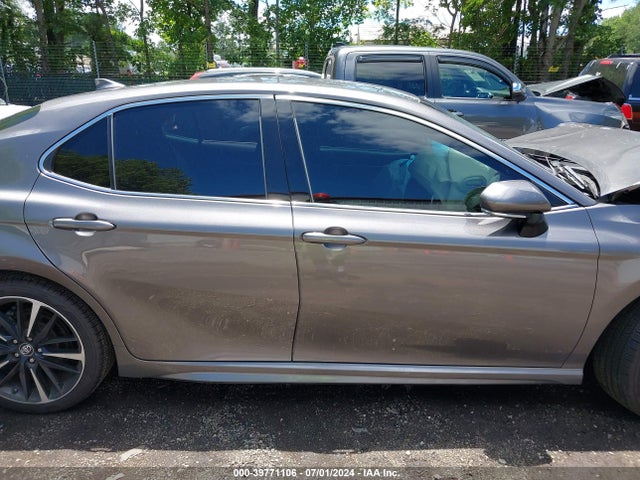 Toyota CAMRY XSE 2019 4T1B61HK8KU229729 Image 13