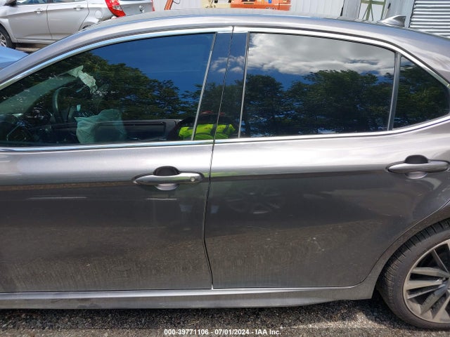 Toyota CAMRY XSE 2019 4T1B61HK8KU229729 Image 14