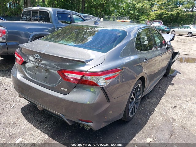 Toyota CAMRY XSE 2019 4T1B61HK8KU229729 Image 4