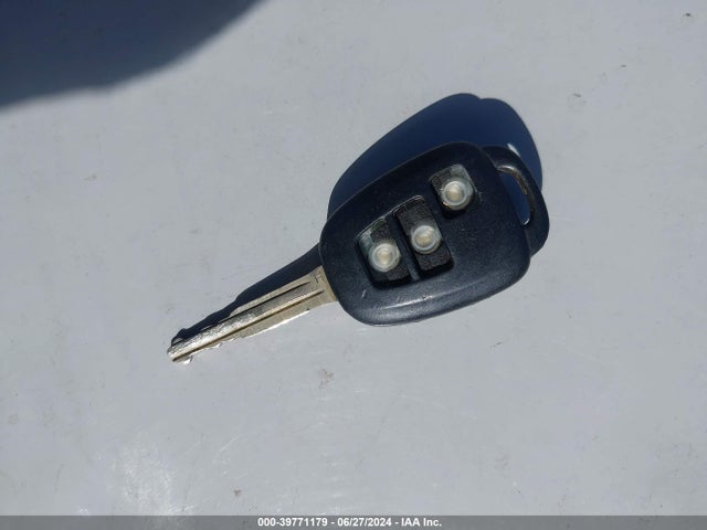 Toyota RAV4 LE 2014 JTMZFREV2EJ001697 Image 11