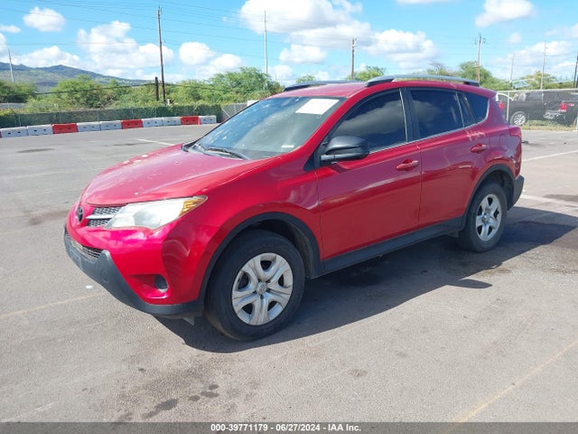 Toyota RAV4 LE 2014 JTMZFREV2EJ001697 Image 2