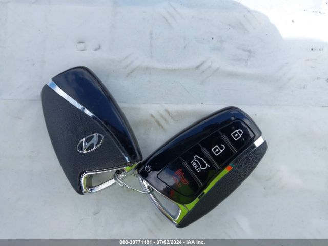 5XYZUDLB6HG414843 Hyundai Santa Fe Sport 2.4l