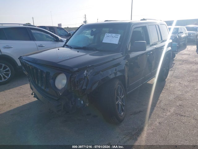 1C4NJPBA8FD428479 Jeep Patriot Altitude Edition