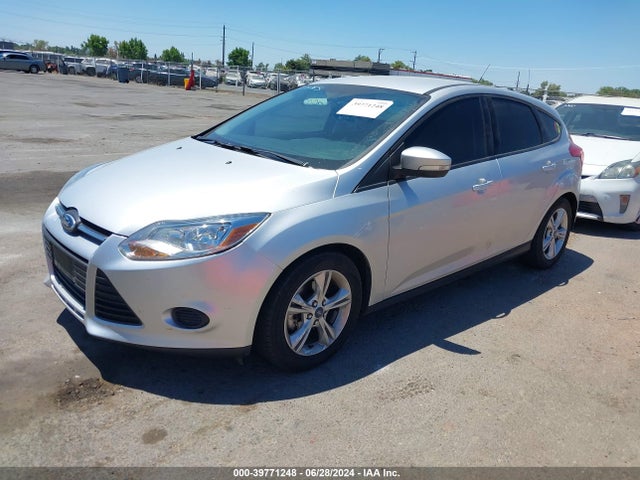 Ford FOCUS SE 2014 1FADP3K20EL363844 Image 2