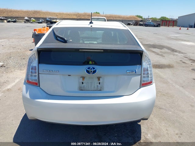 Toyota PRIUS PLUG-IN 2014 JTDKN3DP0E3059350 Image 16