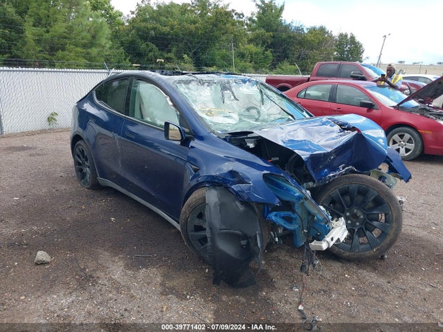 2024 TESLA MODEL Y 7SAYGDED2RF041720 Photo 0