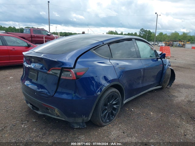 2024 TESLA MODEL Y 7SAYGDED2RF041720 Photo 3