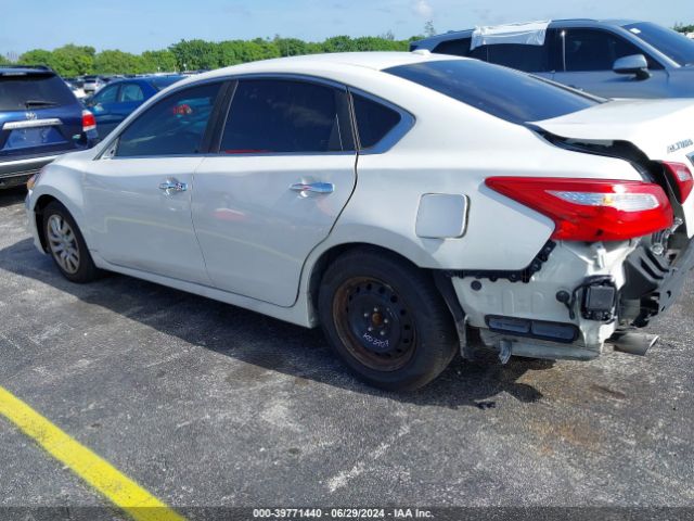 1N4AL3AP8HC183835 Nissan Altima 2.5 Sv