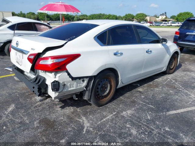 1N4AL3AP8HC183835 Nissan Altima 2.5 Sv