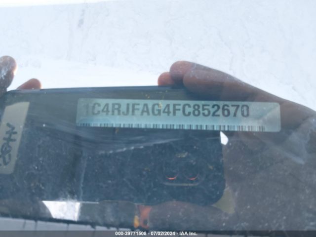 1C4RJFAG4FC852670 Jeep Grand Cherokee Laredo